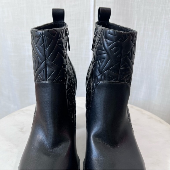 Karl Lagerfeld Ankle Boots Paris Petria Logo Quilted Square Toe Heeled Size 9.5 - Picture 5 of 10